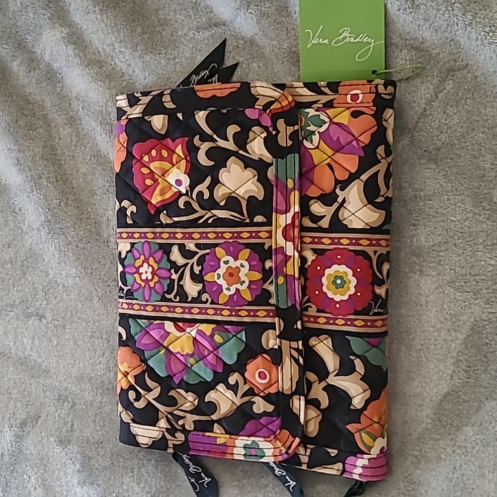 Vera Bradley Travel bag Nwt